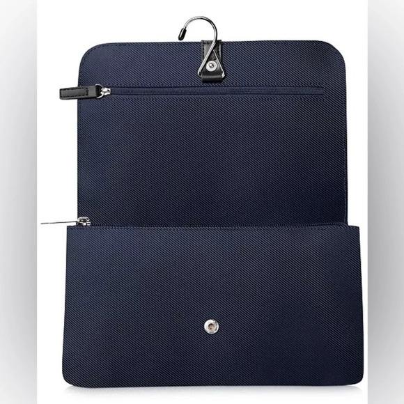 GIORGIO ARMANI NWOT Hanging Toiletry Travel Bag with Dust Bag - Picture 2 of 9